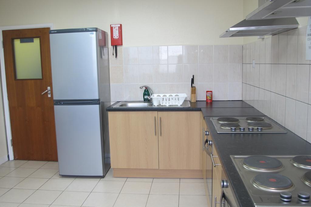 Best Western Northfields Ealing Hotel London Bagian luar foto